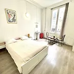 Hostel Le Globe *
