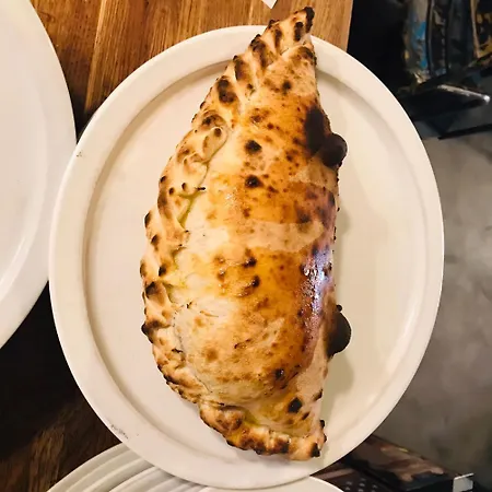 Le Globe بيت شباب *