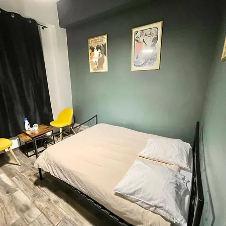 Le Globe بيت شباب