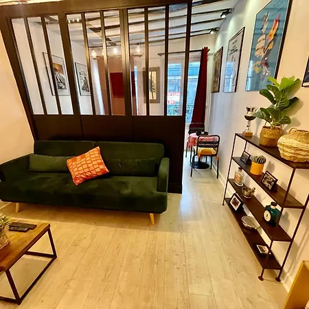 Ostello Le Globe Parigi