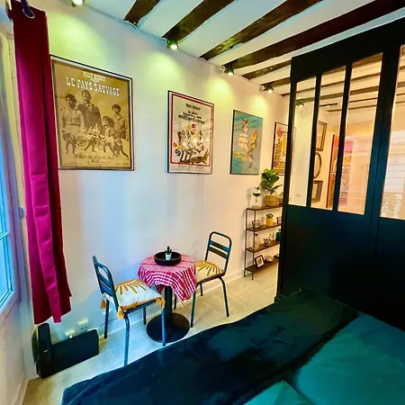 Le Globe אכסניה