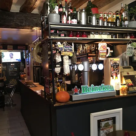 Le Globe * باريس