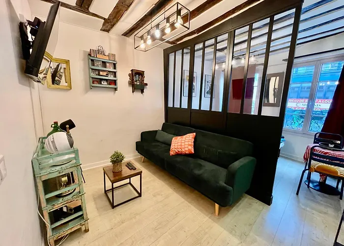 Le Globe Hostel *