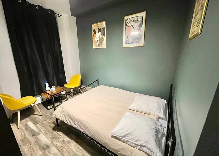 Le Globe Хостел